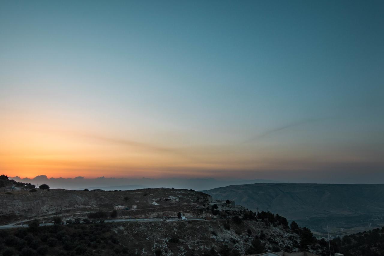Bed and Breakfast Beit Al Baraka Umm Qays Esterno foto